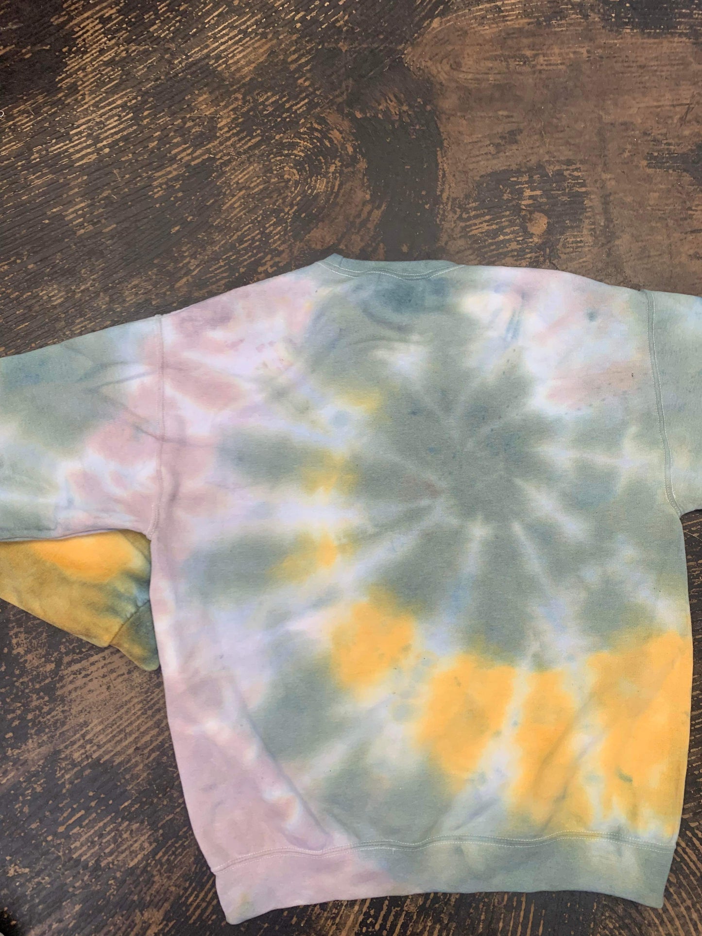 Hand Dyed 🍂 It’s Fall Yall 🍂