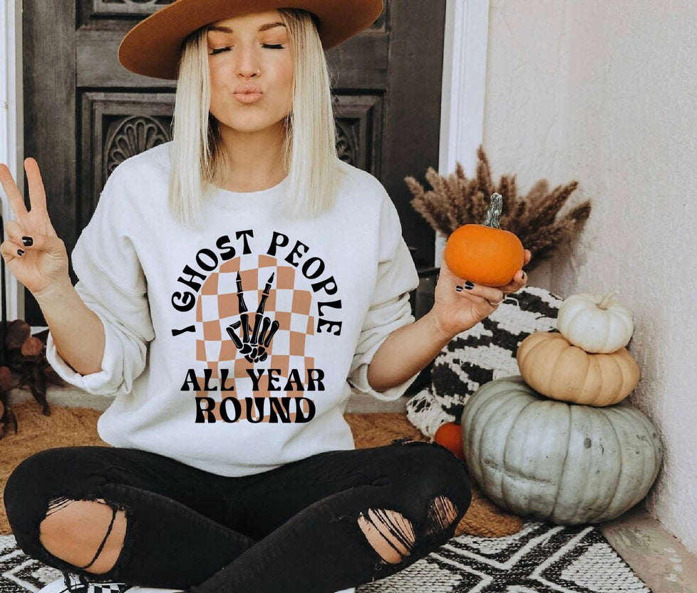 I ghost people all year round โ๐ป