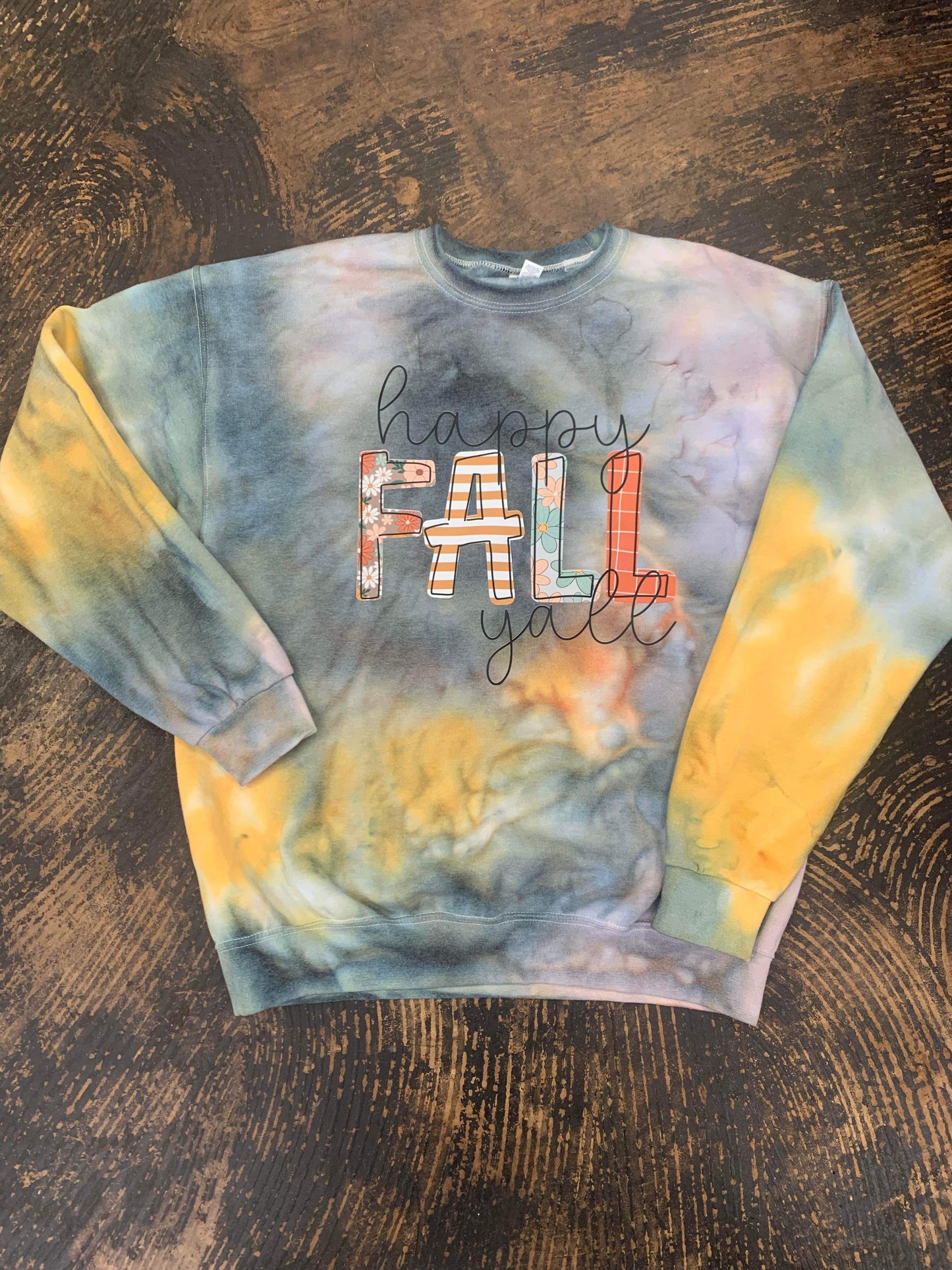 Hand Dyed 🍂 It’s Fall Yall 🍂