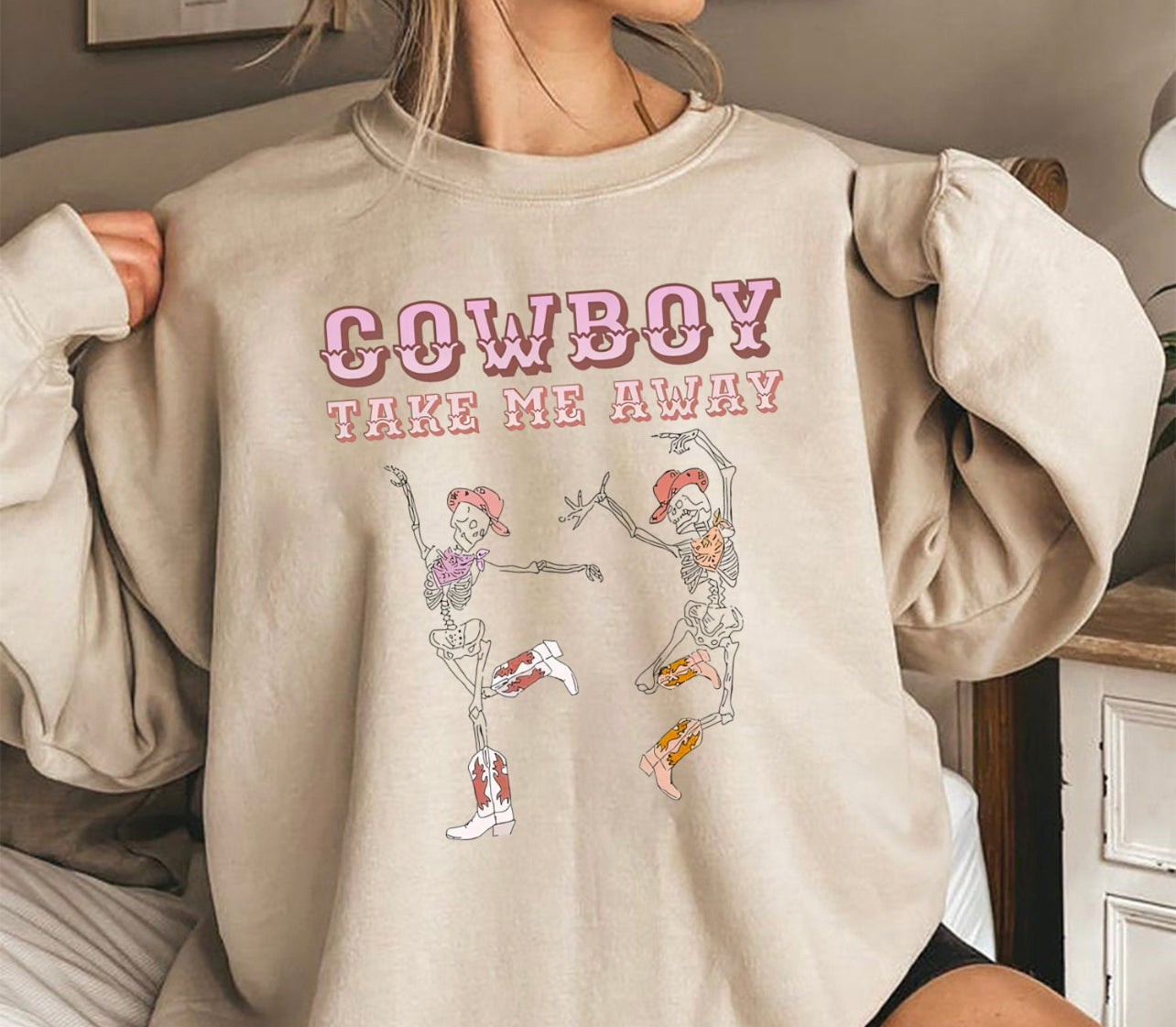 Cowboy Take me Away Sweatshirt Sand